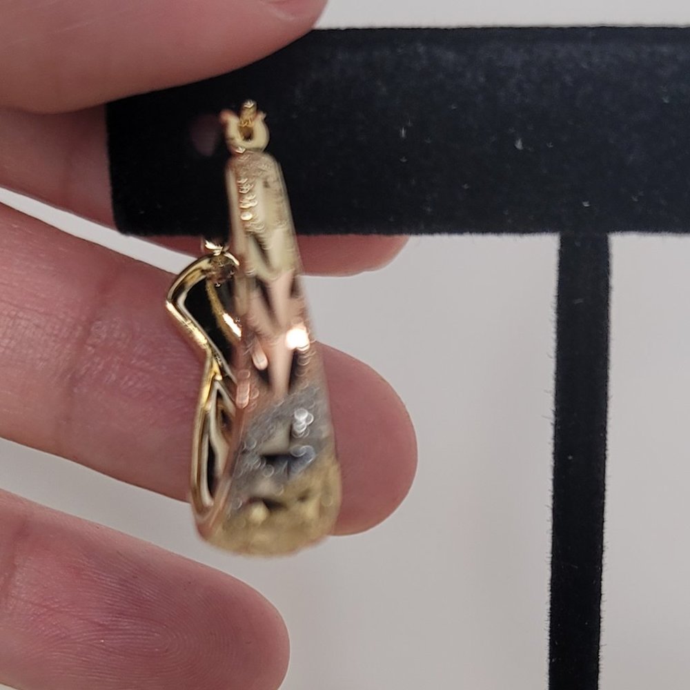 Tri Color earrings - Picture 3 of 3